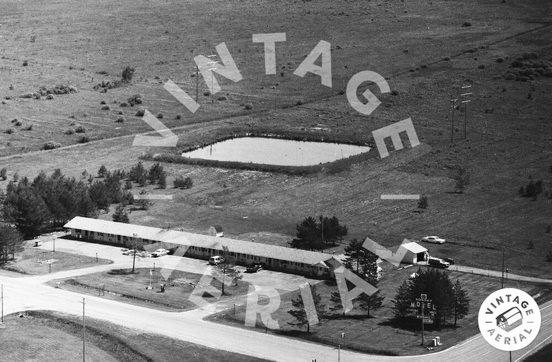 Sunset Motel - 1992 Aerial (newer photo)